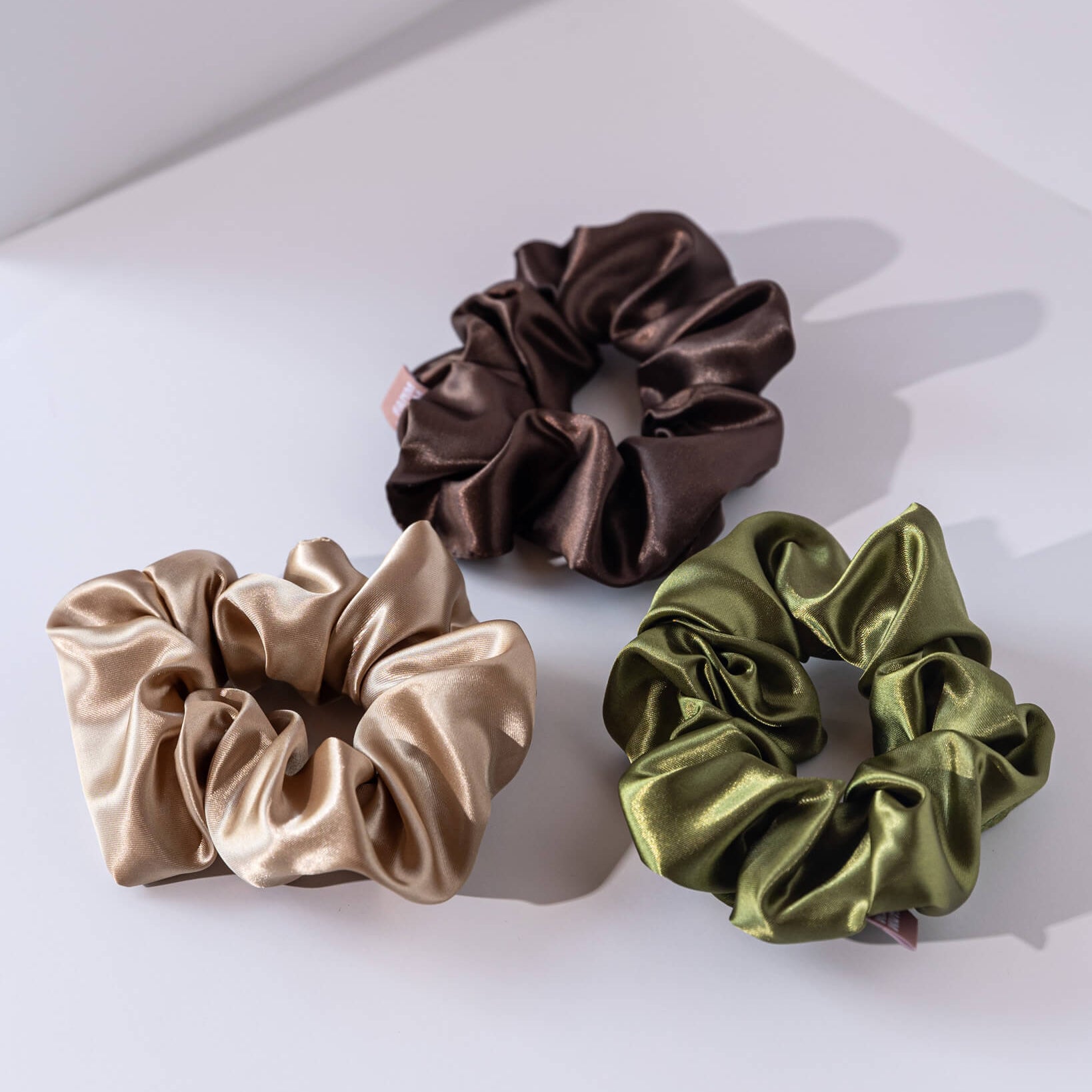 SATIN SCRUNCHIES