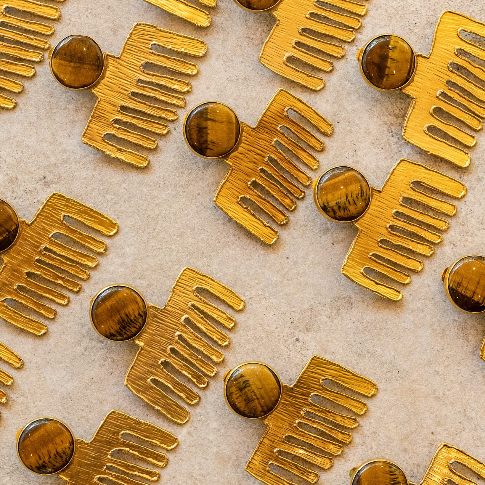 Seren Earrings - Tigers Eye