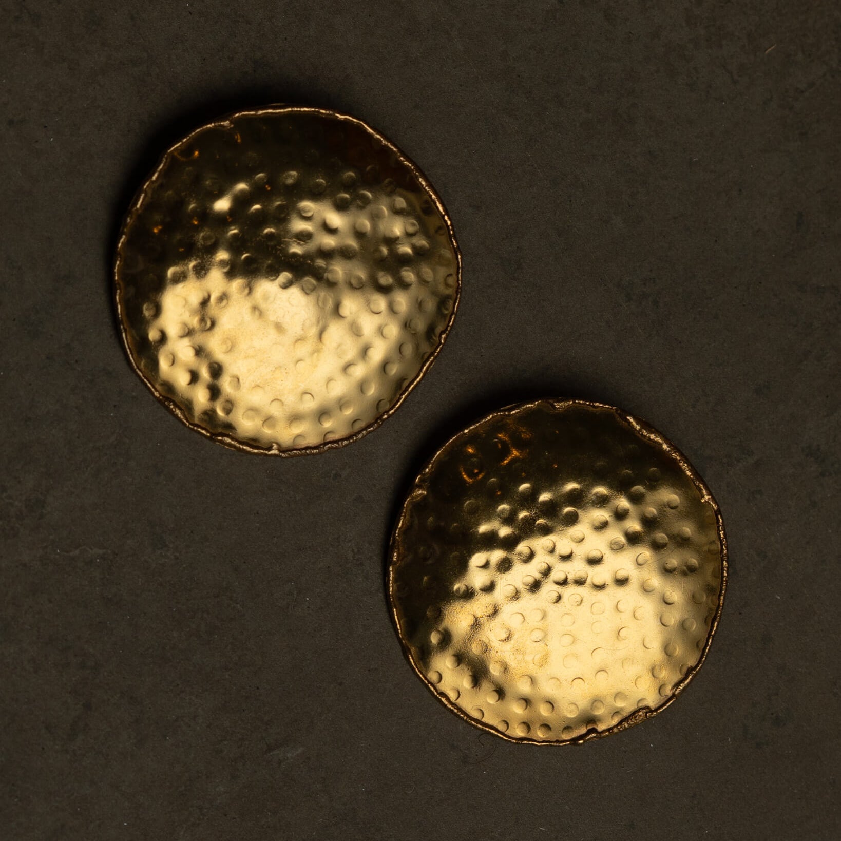 Chaka Round Earrings - Medium